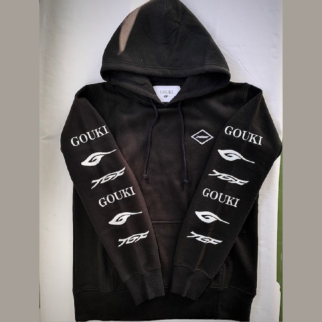 プルオーバーパーカー